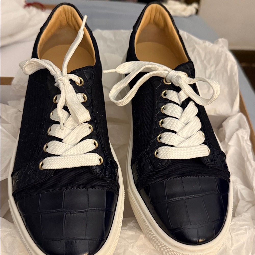 Christian Louboutin Verissima Orlato Flat Calf; GREAT X-MAS GIFT!